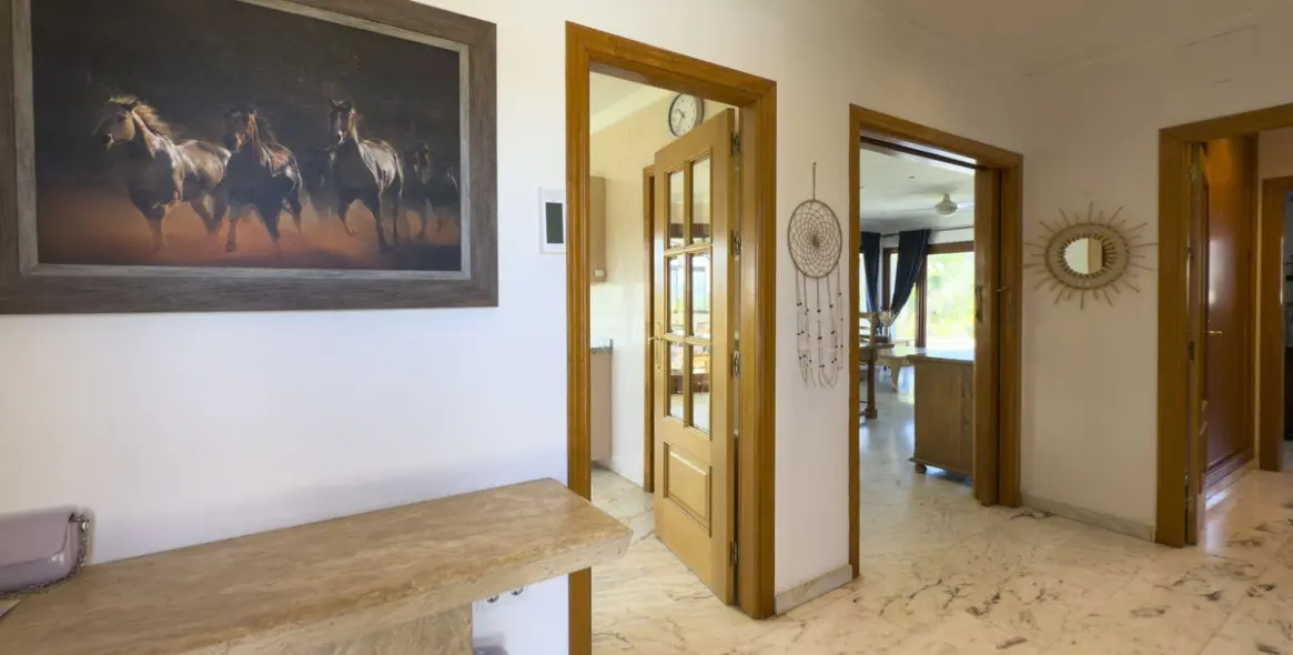 Sale of detached villa in Alhaurín el Grande 12