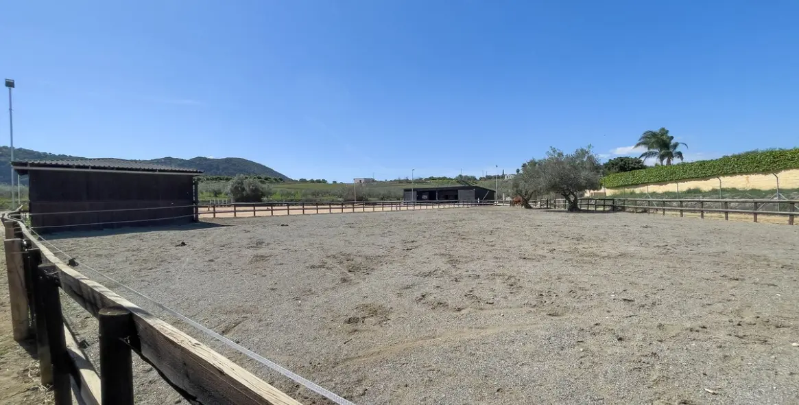 Sale of detached villa in Alhaurín el Grande 116