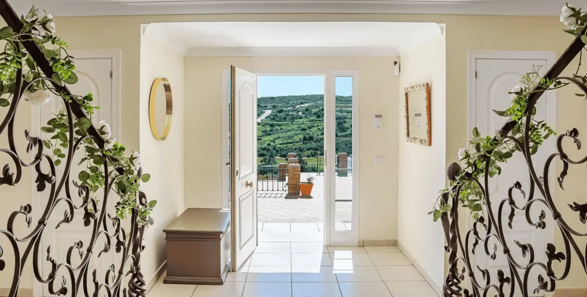 Venta de villa independiente en Estepona 11