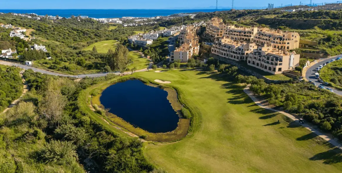 Venta de villa independiente en Estepona 75