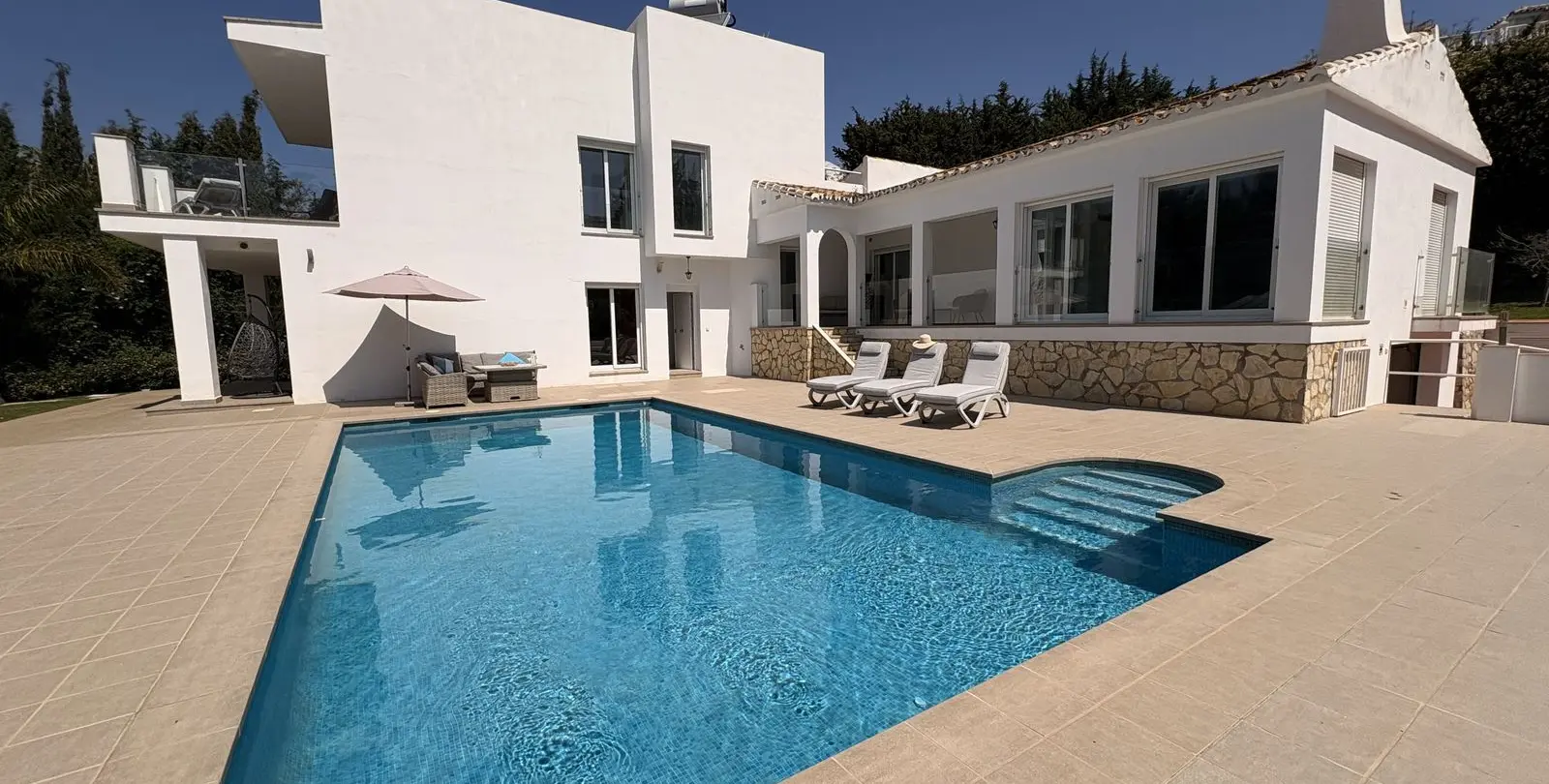 Venta de villa independiente en Mijas Costa 34