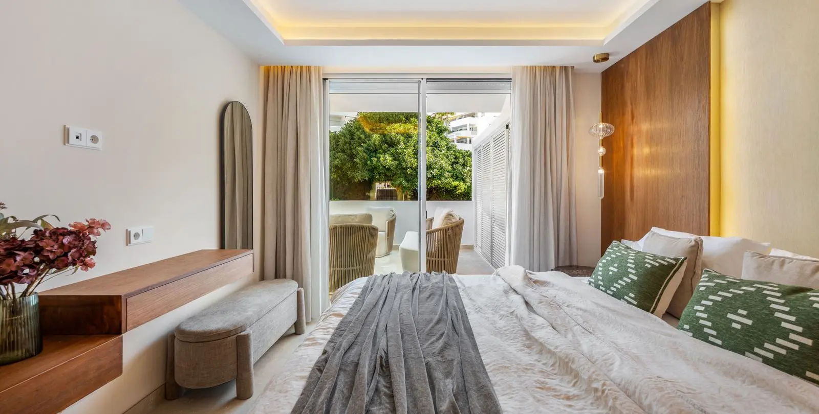 Sale of townhouse in Nueva Andalucía 20