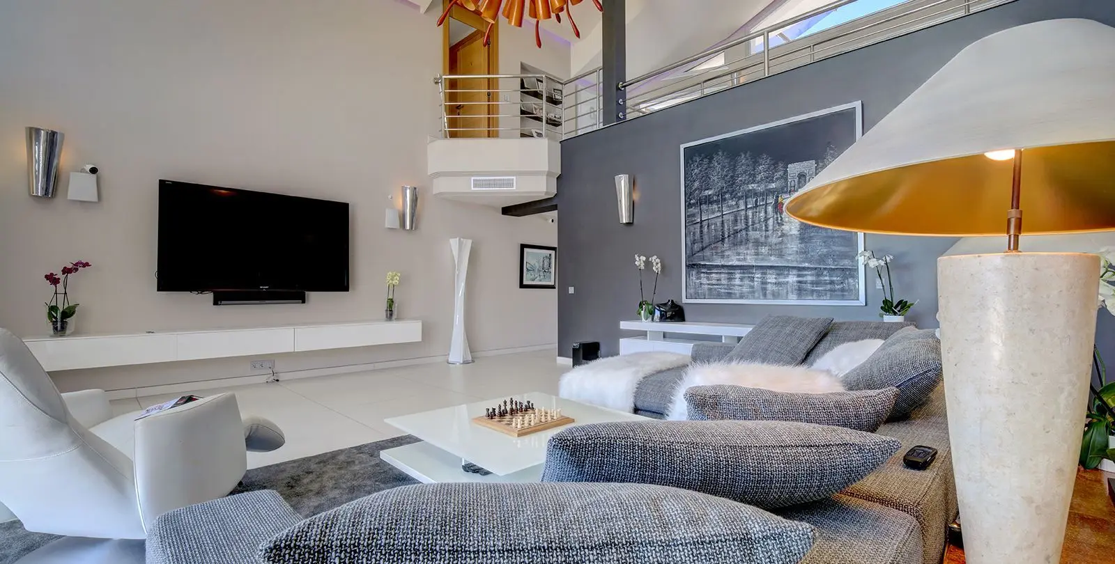 Sale of detached villa in Nueva Andalucía 80