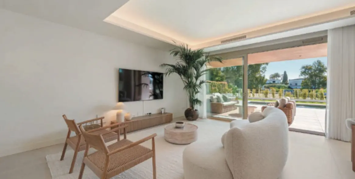 Venta de apartamento en planta baja en The Golden Mile 2