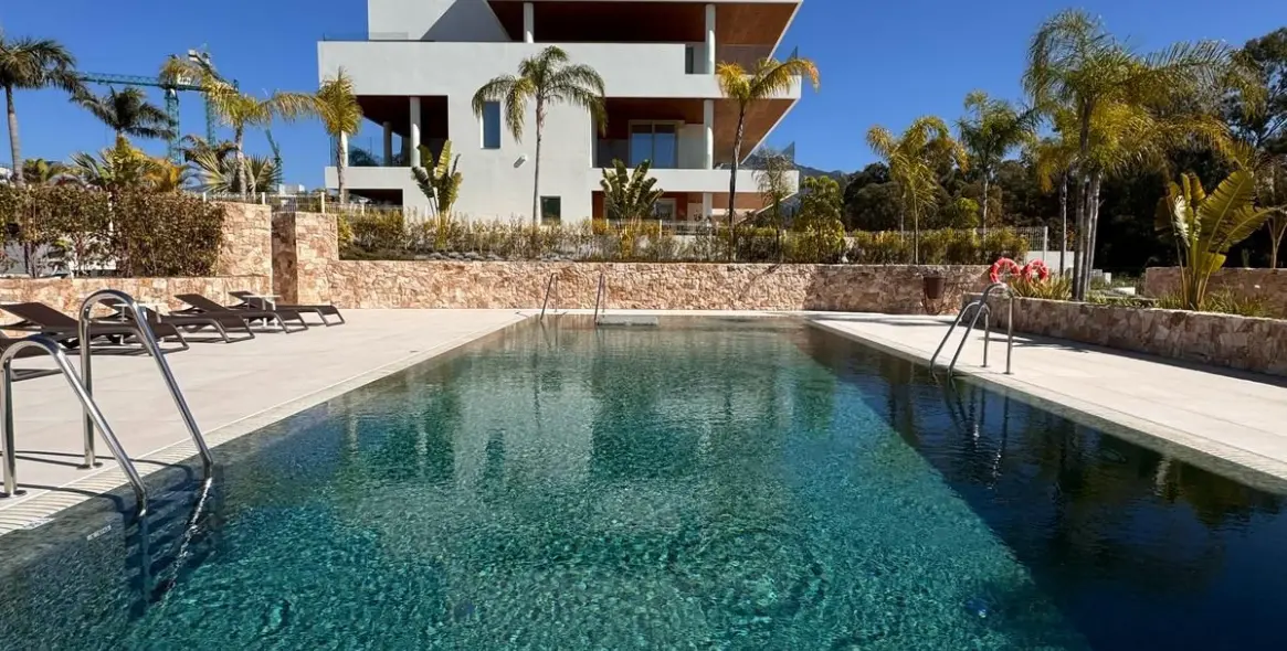 Venta de apartamento en planta baja en The Golden Mile 9