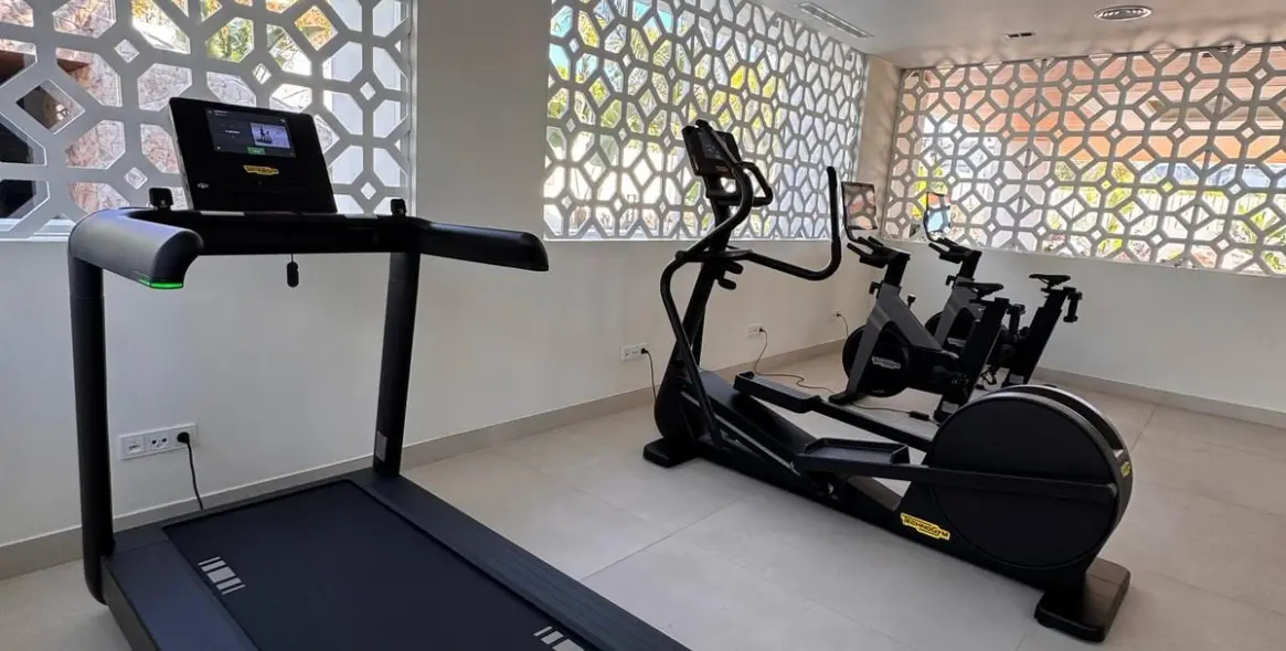 Venta de apartamento en planta baja en The Golden Mile 21