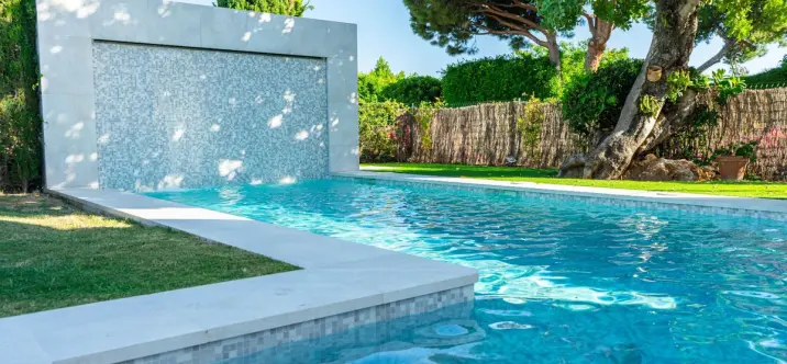 Long-term rent of detached villa in Nueva Andalucía 1