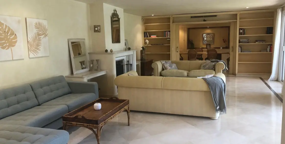 Long-term rent of detached villa in Nueva Andalucía 5