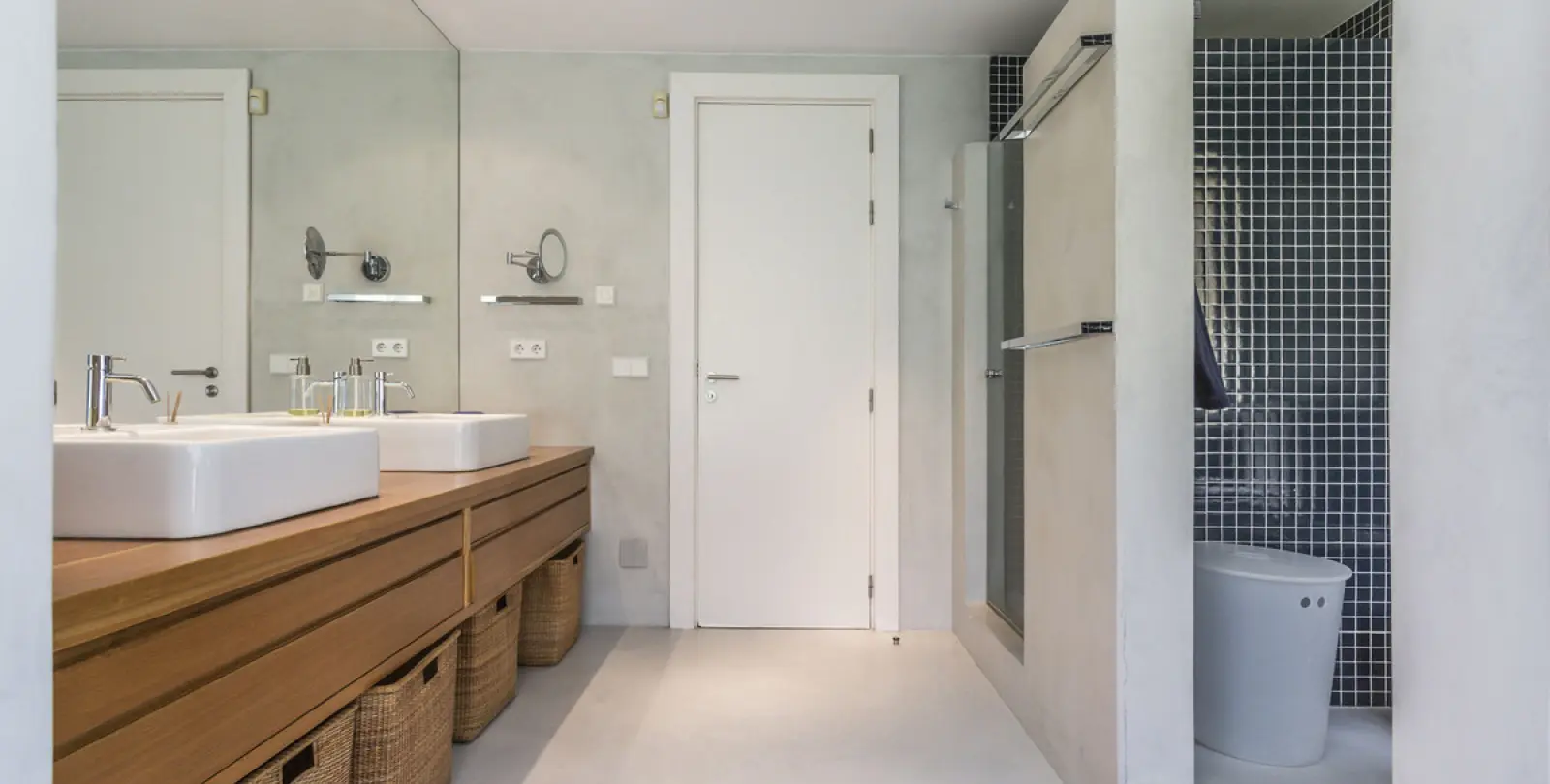Alquiler a largo plazo de apartamento en planta baja en Río Real 45