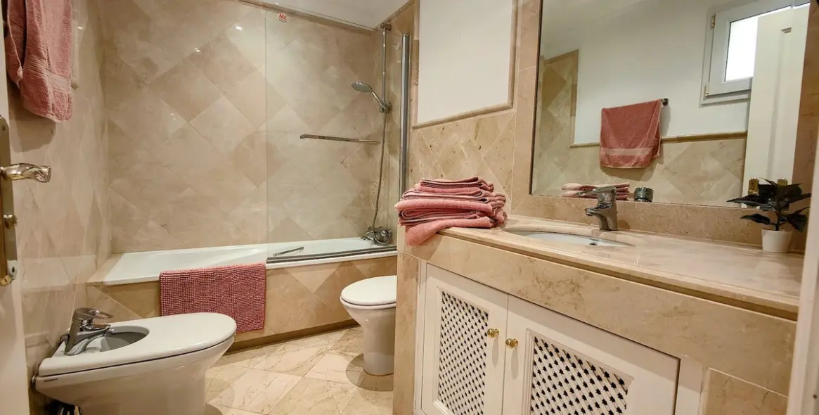Venta de apartamento en planta baja en Casares 19