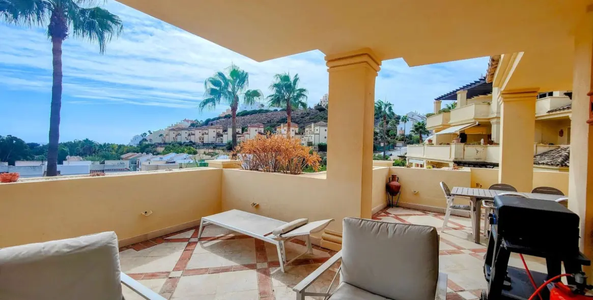 Venta de apartamento en planta baja en Casares 30