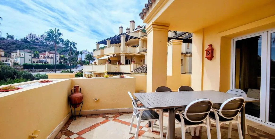Venta de apartamento en planta baja en Casares 31