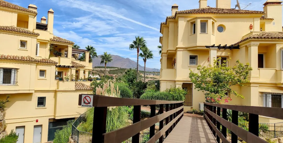 Venta de apartamento en planta baja en Casares 37