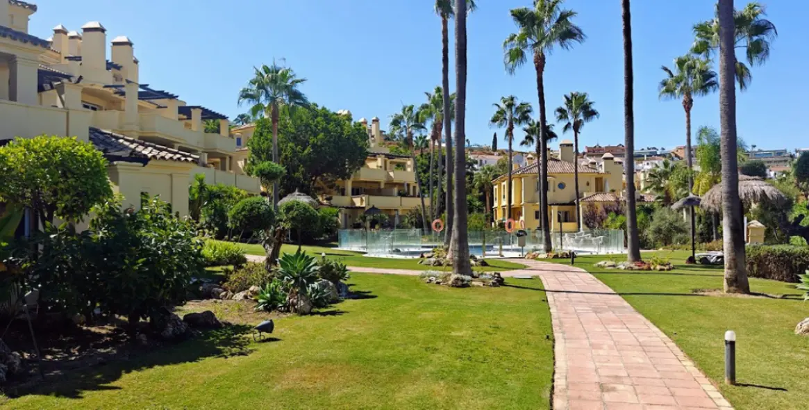 Venta de apartamento en planta baja en Casares 38