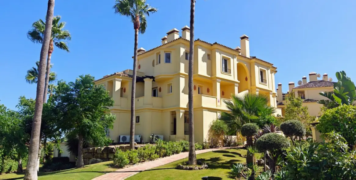 Venta de apartamento en planta baja en Casares 39