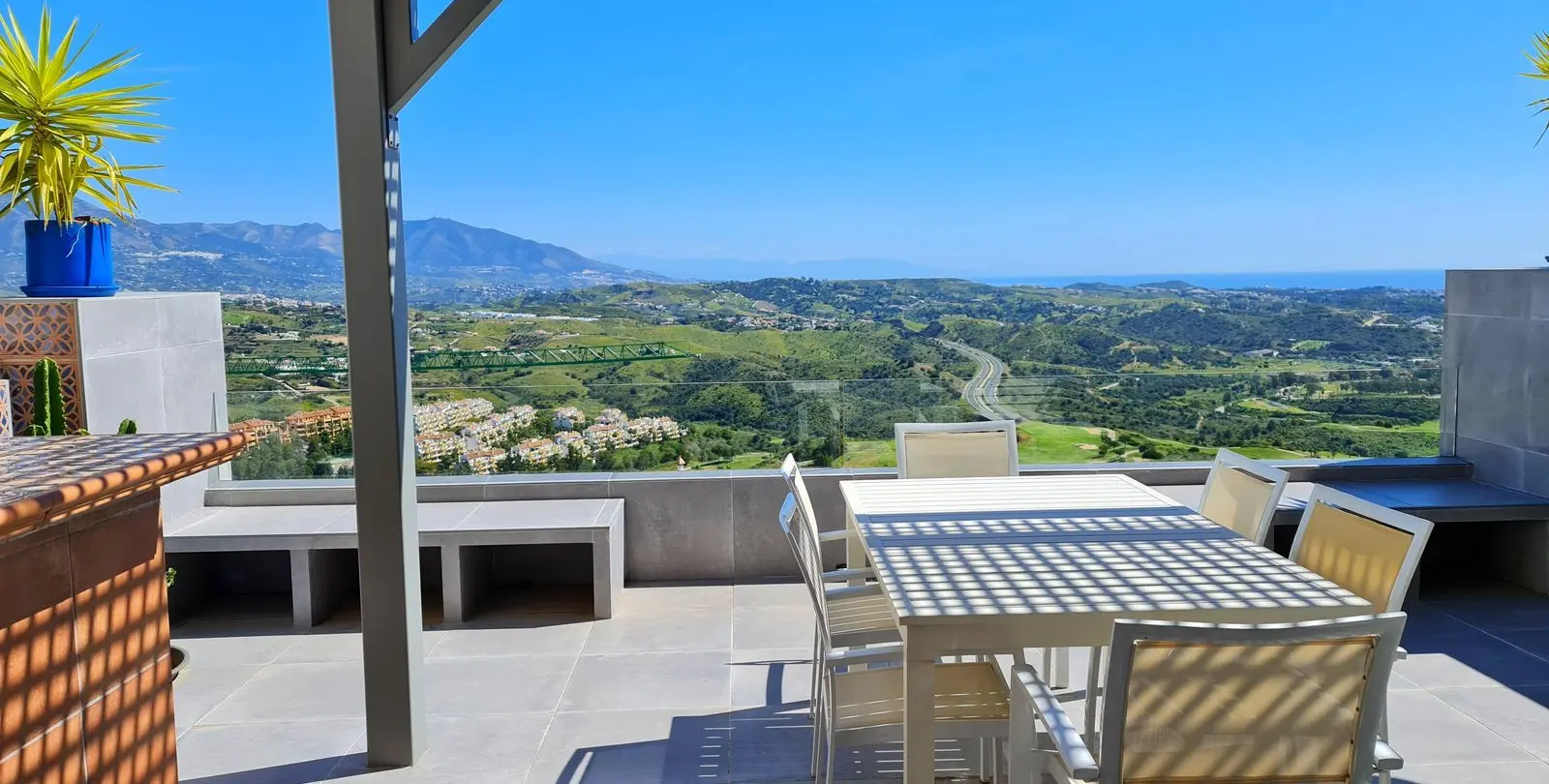Продажа двухуровневого пентхауса в La Cala de Mijas 1