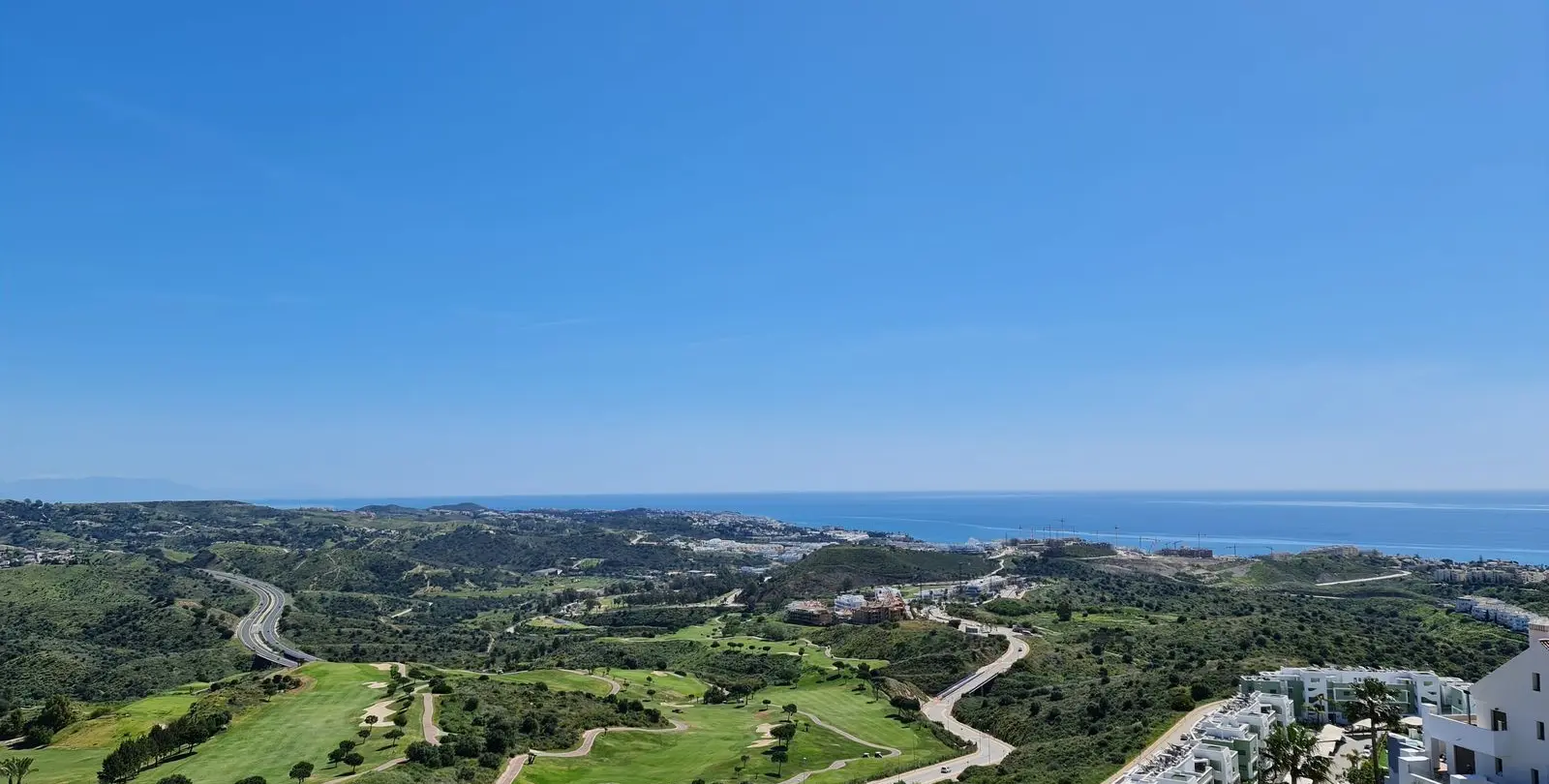 Продажа двухуровневого пентхауса в La Cala de Mijas 2