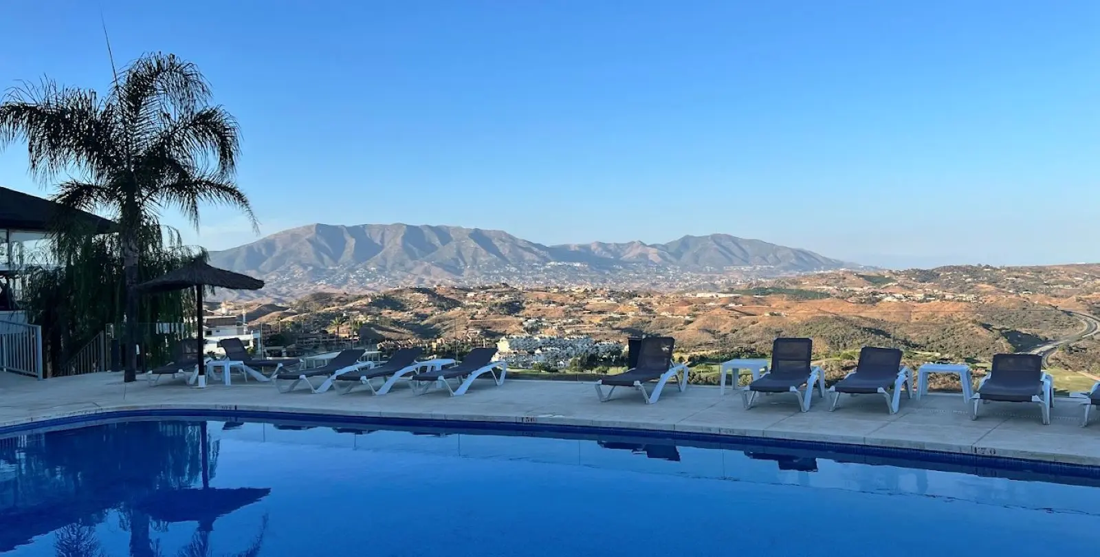 Продажа двухуровневого пентхауса в La Cala de Mijas 3