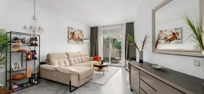 Venta de apartamento en planta baja en The Golden Mile 2