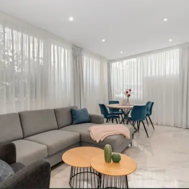 Venta de apartamento en planta baja en The Golden Mile