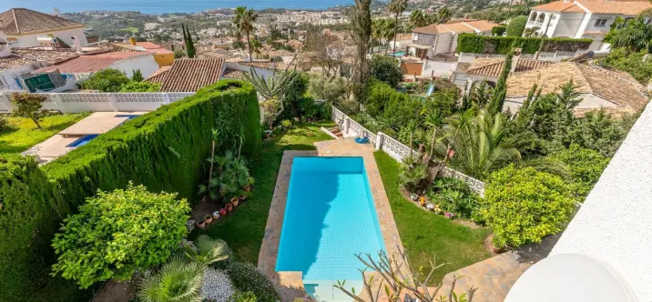 Venta de villa independiente en Benalmadena 1