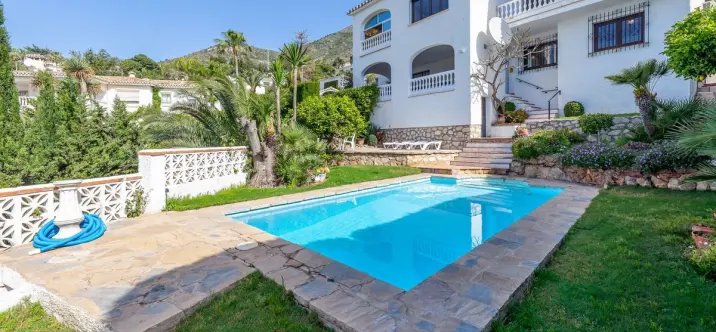 Venta de villa independiente en Benalmadena 2