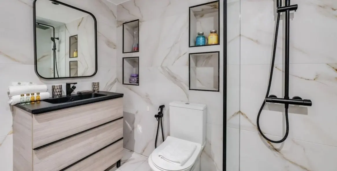 Venta de ático dúplex en Puerto Banús 18
