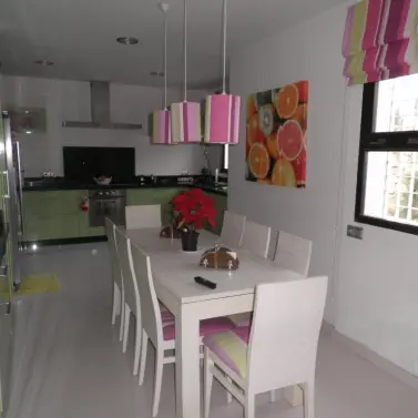 Long-term rent of detached villa in Estepona