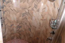 Image 19 thumb