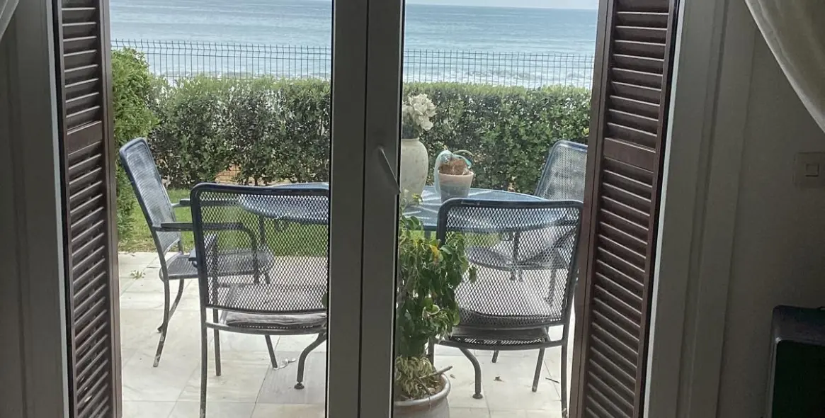 Долгосрочная аренда двухуровневых апартаментов в Estepona 1