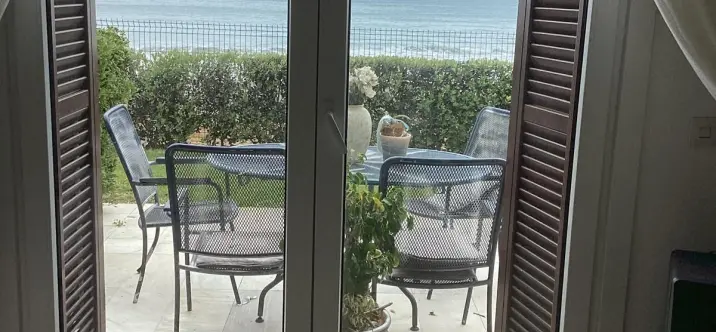 Долгосрочная аренда двухуровневых апартаментов в Estepona 0