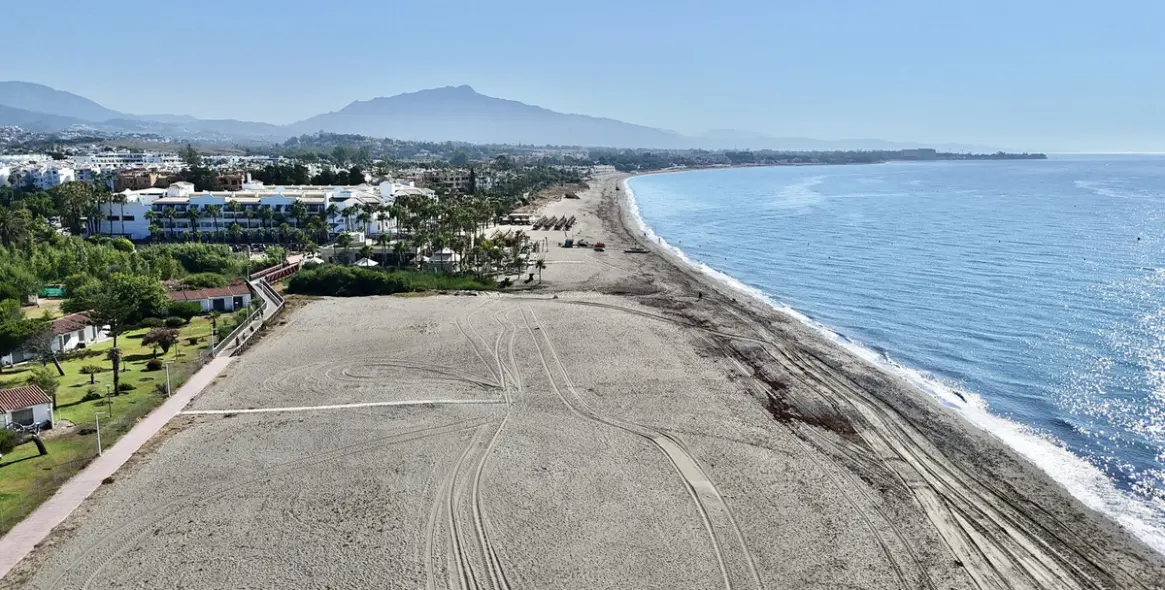 Long-term rent of duplex in Estepona 25
