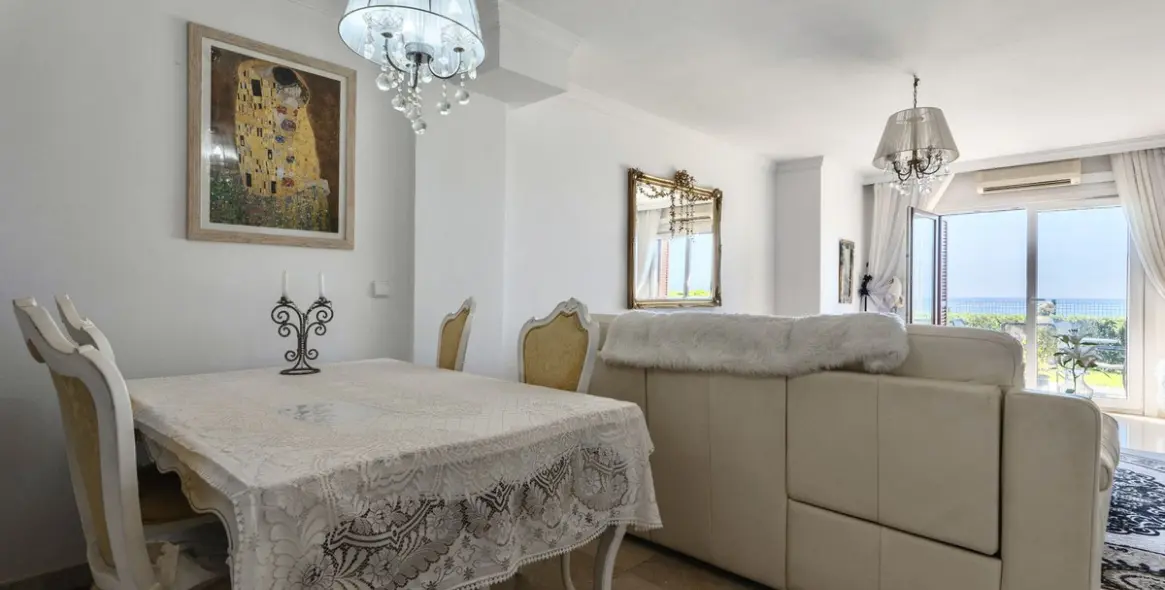 Long-term rent of duplex in Estepona 28