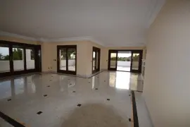 Image 6 thumb