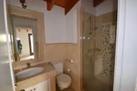 Image 12 thumb