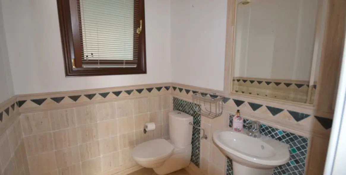 Long-term rent of penthouse in Sierra Blanca 19
