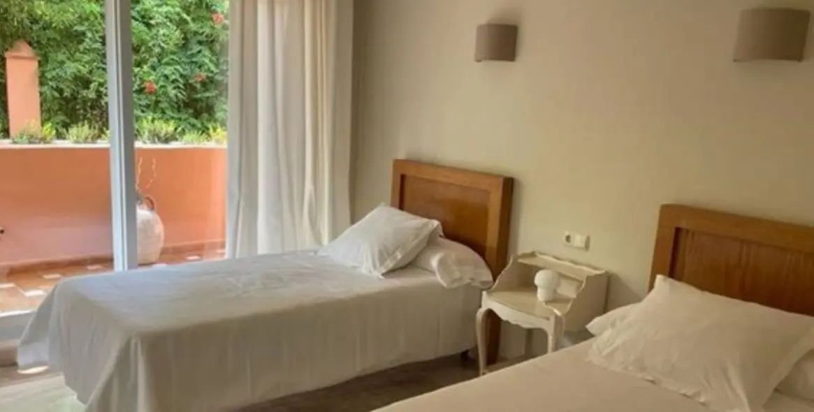 Long-term rent of ground floor apartment in Marbella 9