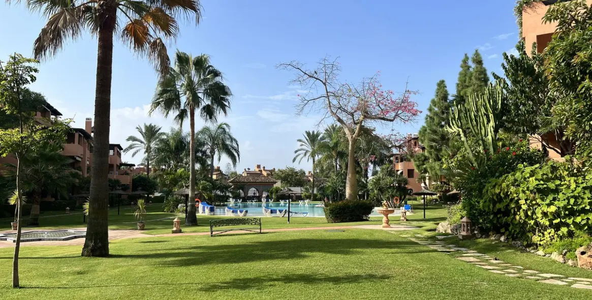 Long-term rent of ground floor apartment in Marbella 16