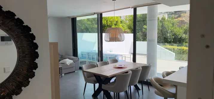Sale of ground floor apartment in Higueron 1