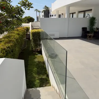 Sale of ground floor apartment in Higueron