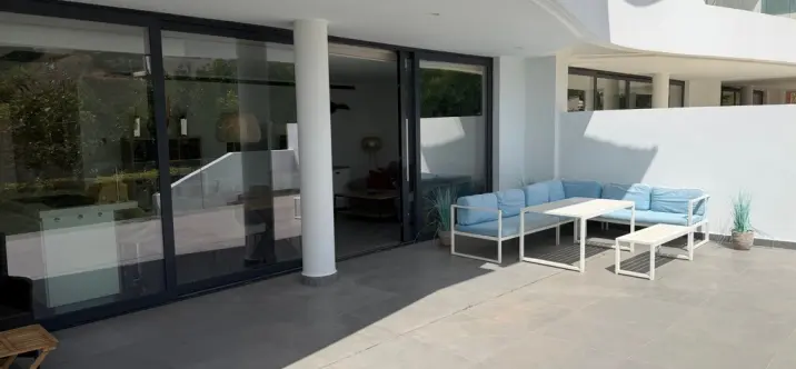Sale of ground floor apartment in Higueron 4