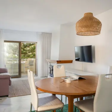 Sale of middle floor apartment in La Cala de Mijas