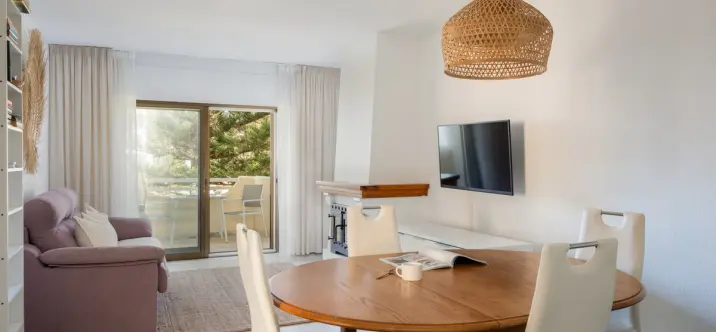 Sale of middle floor apartment in La Cala de Mijas 4