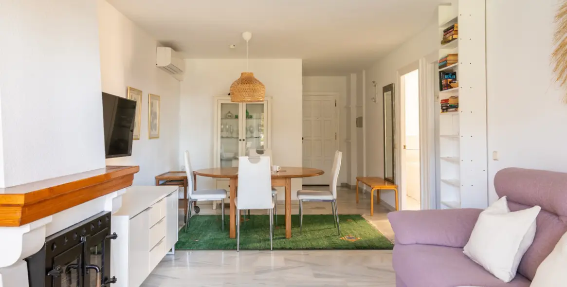 Sale of middle floor apartment in La Cala de Mijas 6