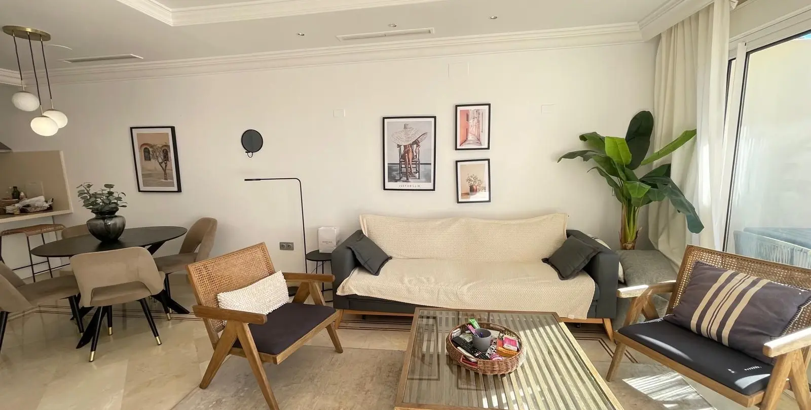 Sale of middle floor apartment in Nueva Andalucía 11
