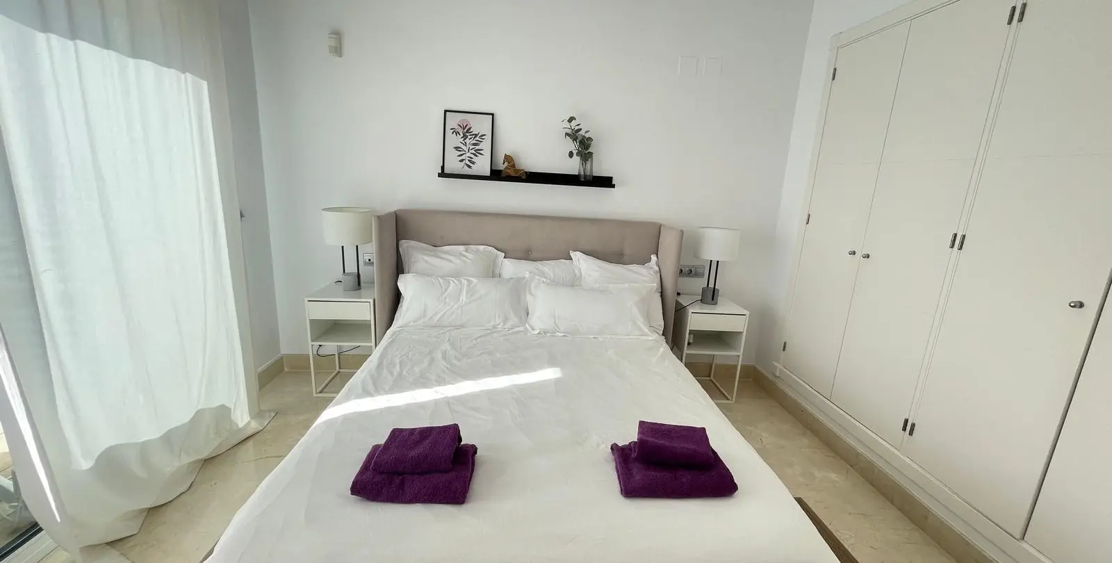 Sale of middle floor apartment in Nueva Andalucía 19