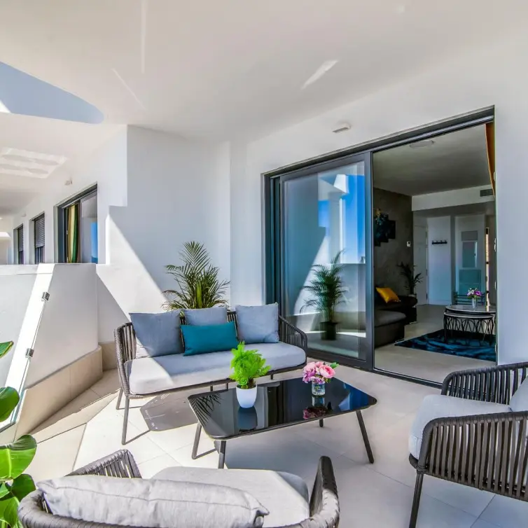 Продажа апартаментов на среднем этаже в Fuengirola