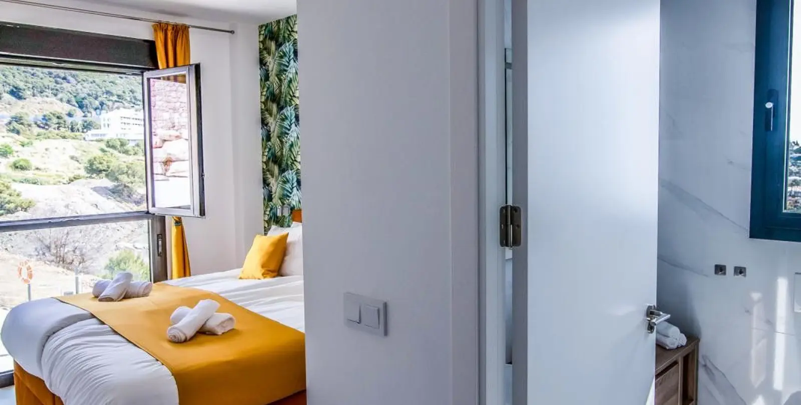 Sale of middle floor apartment in Fuengirola 8