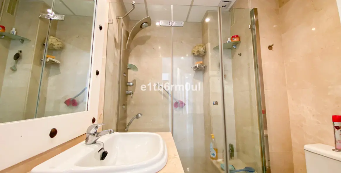 Venta de ático dúplex en The Golden Mile 7
