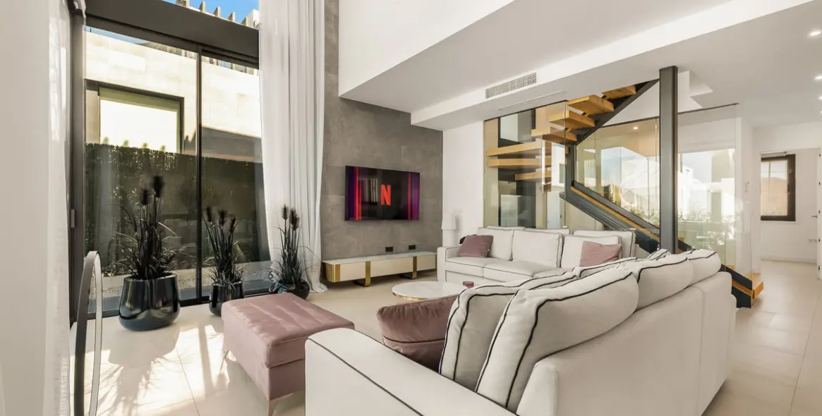 Venta de casa pareada en Río Real 24